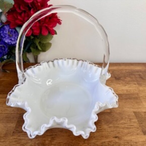 Fenton Silver Crest Milk Glass Basket – Ruffled Edge Handle Bowl Vintage Wedding - Picture 2 of 6